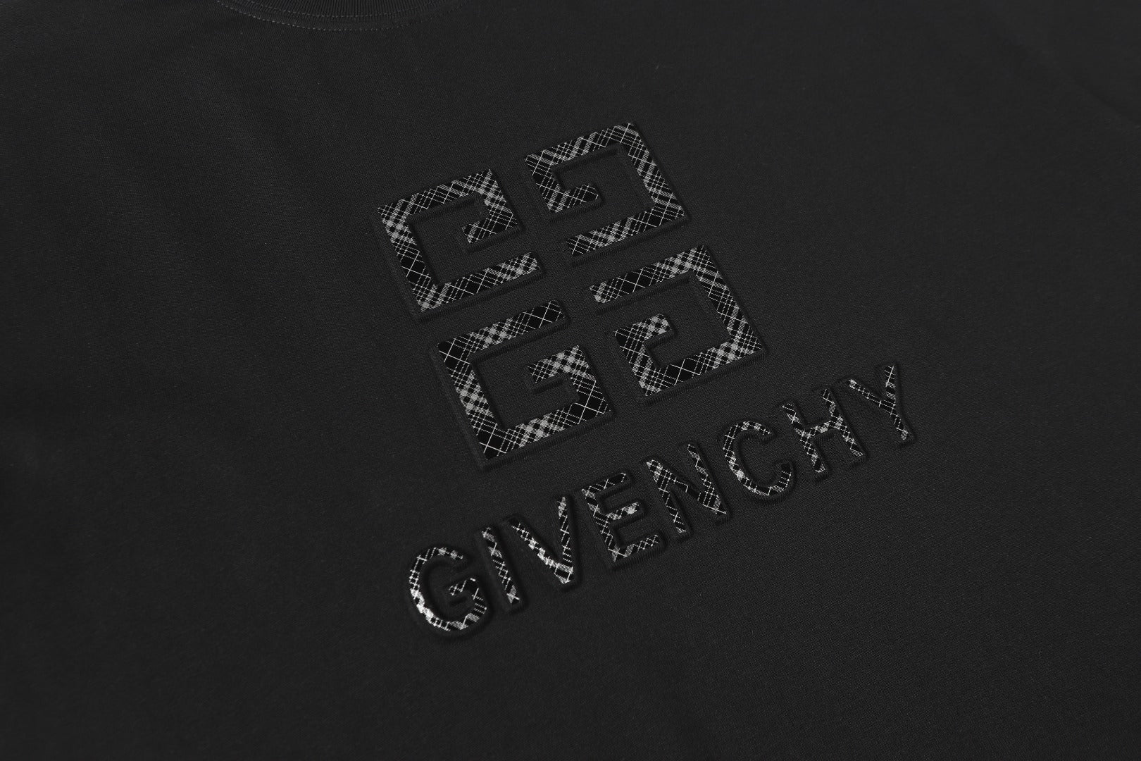 T-Shirt Givenchy